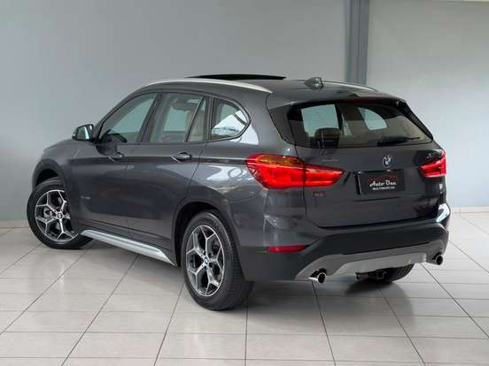 BMW-X1-2.0 16V TURBO ACTIVEFLEX SDRIVE20I X-LINE 4P AUTOMÁTICO BMW-X1-2016