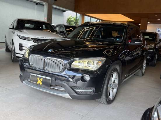 BMW-X1-2.0 16V TURBO GASOLINA SDRIVE20I 4P AUTOMÁTICO BMW-X1-2013