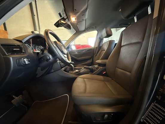 BMW-X1-2.0 16V TURBO GASOLINA SDRIVE20I 4P AUTOMÁTICO BMW-X1-2013