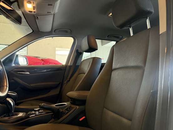 BMW-X1-2013