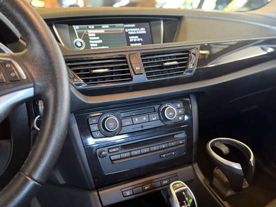 BMW-X1-2.0 16V TURBO GASOLINA SDRIVE20I 4P AUTOMÁTICO BMW-X1-2013
