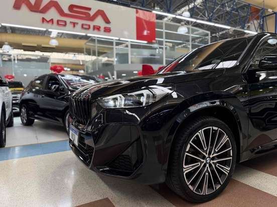 BMW-X1-2025