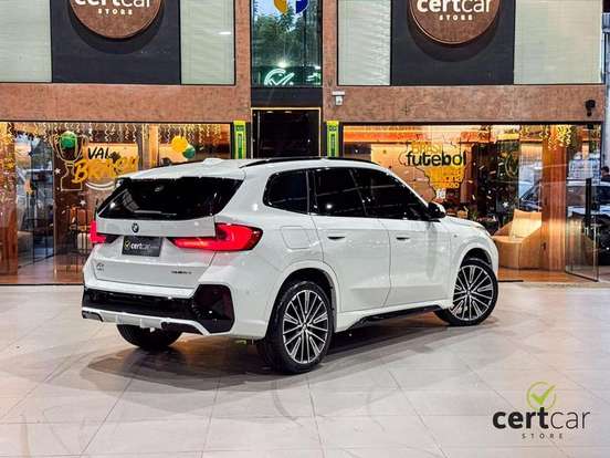 BMW-X1-2023