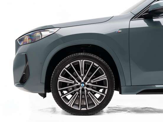 BMW-X1-2.0 16V TURBO GASOLINA SDRIVE20I M SPORT STEPTRONIC BMW-X1-2024