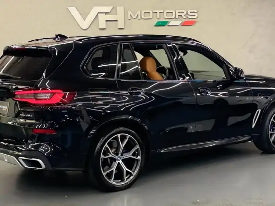 BMW-X5-3.0 I6 TURBO HÍBRIDO XDRIVE45E M SPORT AUTOMÁTICO BMW-X5-2022