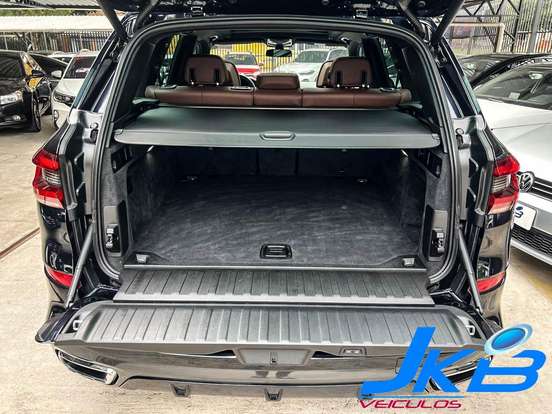 BMW-X5-2019