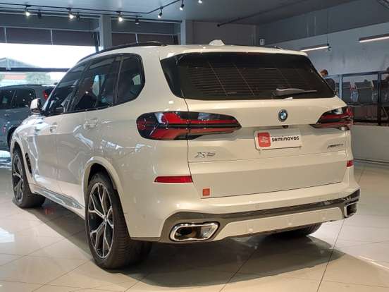 BMW-X5-2025