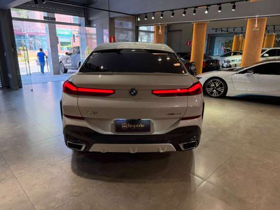 BMW-X6-3.0 TWINPOWER GASOLINA XDRIVE40I M SPORT AUTOMÁTICO BMW-X6-2024