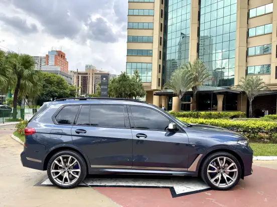 BMW-X7-4.4 V8 GASOLINA M50i STEPTRONIC BMW-X7-2020