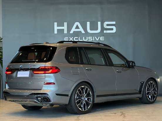 BMW-X7-4.4 V8 GASOLINA M60i STEPTRONIC BMW-X7-2024