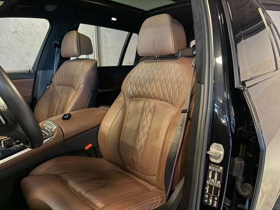 BMW-X7-4.4 V8 GASOLINA M60i STEPTRONIC BMW-X7-2024