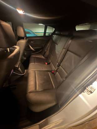 BMW-130i-2009