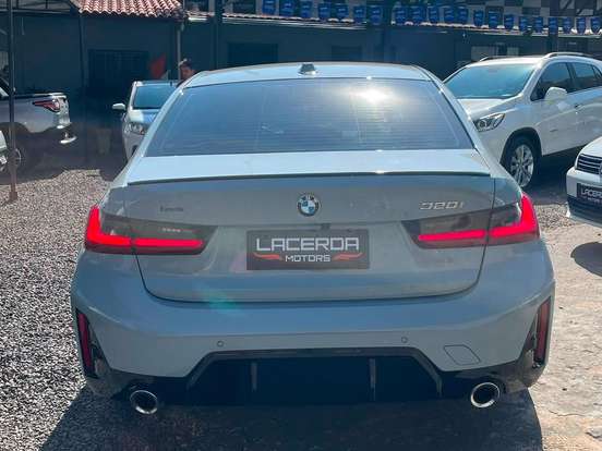 BMW-320i-2.0 16V TURBO FLEX M SPORT AUTOMÁTICO BMW-320i-2024