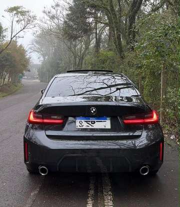 BMW-320i-2024