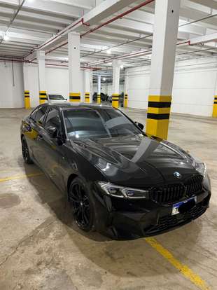 BMW-320i-2024