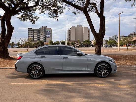 BMW-330e-2.0 16V TURBO HÍBRIDO M SPORT AUTOMÁTICO BMW-330e-2024