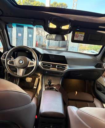 BMW-330i-2019