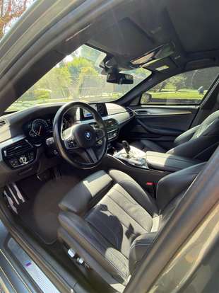 BMW-540i-2018