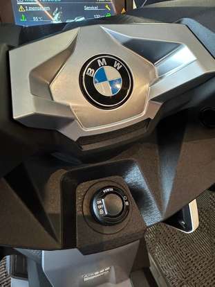 BMW-C 400 X SPORT-2023