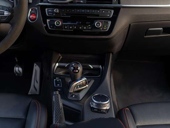 BMW-M2-3.0 24V I6 GASOLINA COMPETITION COUPÉ M DCT BMW-M2-2019