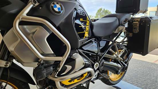 BMW-R 1250 GS ADVENTURE PREMIUM 40 ANOS-2021