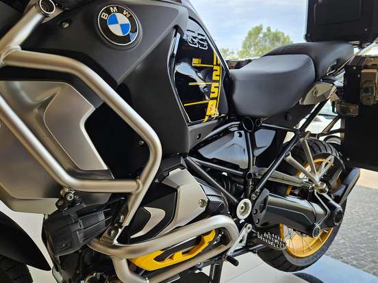 BMW-R 1250 GS ADVENTURE PREMIUM 40 ANOS BMW-R 1250 GS ADVENTURE PREMIUM 40 ANOS-2021