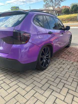 BMW-X1-2011