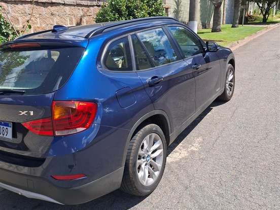 BMW-X1-2.0 16V TURBO ACTIVEFLEX SDRIVE20I 4P AUTOMÁTICO BMW-X1-2015