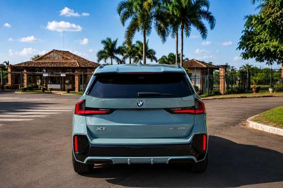 BMW-X1-2023