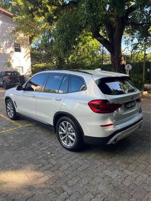 BMW-X3-2021