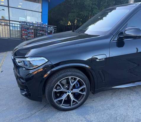 BMW-X5-2022