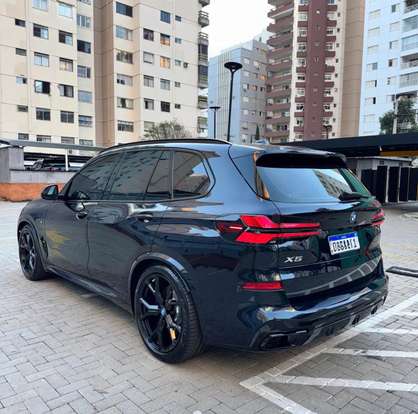 BMW-X5-2023