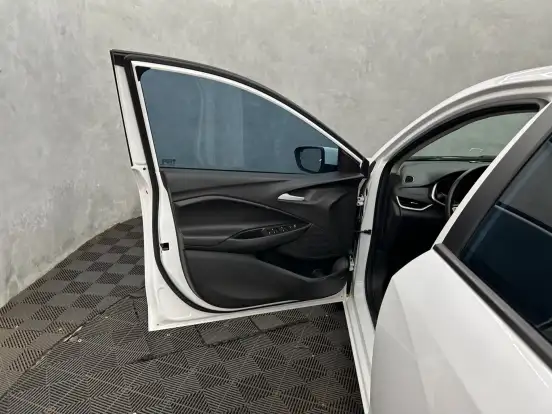 CHEVROLET-ONIX-2023