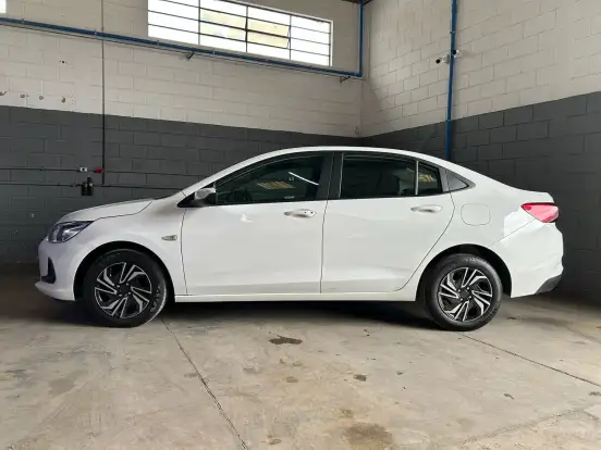 CHEVROLET-ONIX-1.0 FLEX PLUS LT MANUAL CHEVROLET-ONIX-2024