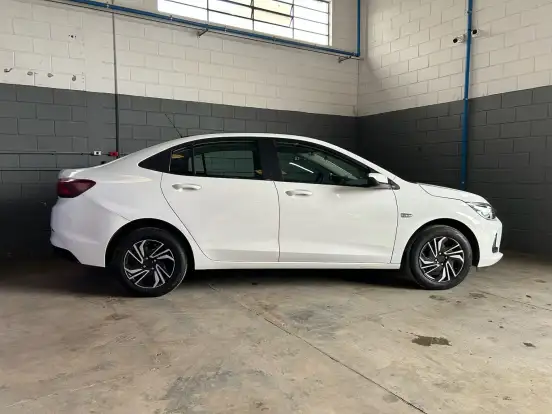 CHEVROLET-ONIX-1.0 FLEX PLUS LT MANUAL CHEVROLET-ONIX-2024