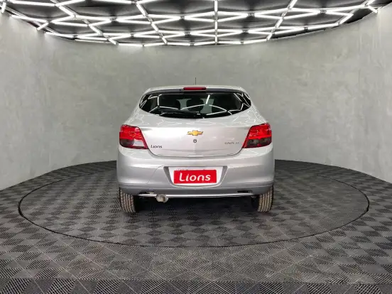 CHEVROLET-ONIX-2019