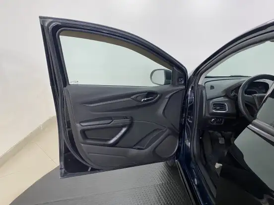 CHEVROLET-ONIX-1.0 MPFI LT 8V FLEX 4P MANUAL CHEVROLET-ONIX-2014