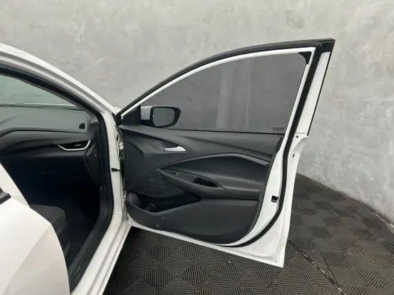 CHEVROLET-ONIX-2024