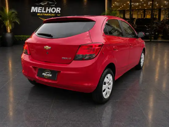 CHEVROLET-ONIX-1.4 MPFI LT 8V FLEX 4P AUTOMÁTICO CHEVROLET-ONIX-2015