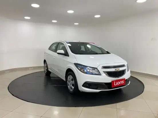 CHEVROLET-ONIX-2016