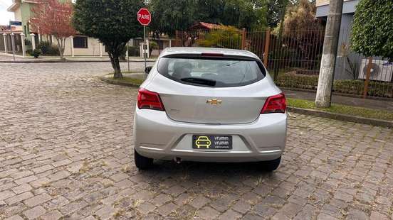 CHEVROLET-ONIX-2019