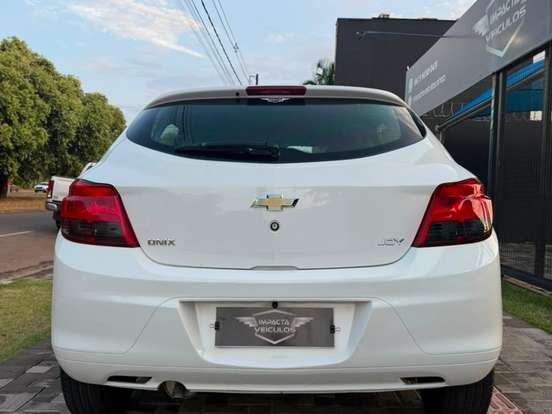 CHEVROLET-ONIX-1.0 MPFI JOY 8V FLEX 4P MANUAL CHEVROLET-ONIX-2019