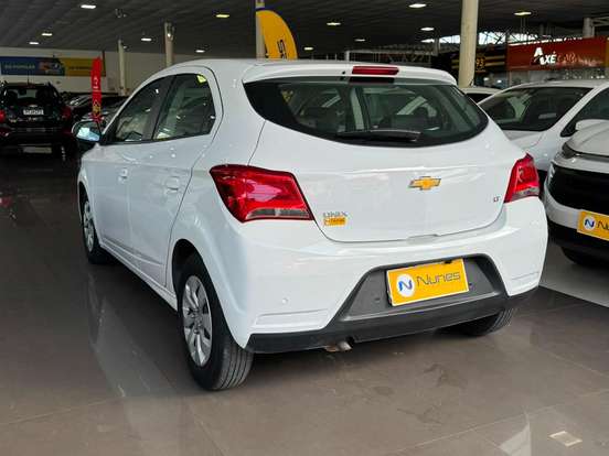 CHEVROLET-ONIX-1.0 MPFI LT 8V FLEX 4P MANUAL CHEVROLET-ONIX-2018