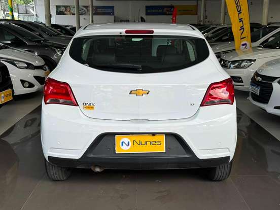 CHEVROLET-ONIX-1.0 MPFI LT 8V FLEX 4P MANUAL CHEVROLET-ONIX-2018