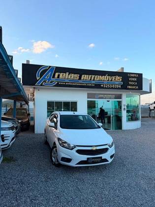 CHEVROLET ONIX 1.4 MPFI ACTIV 8V FLEX 4P AUTOMÁTICO