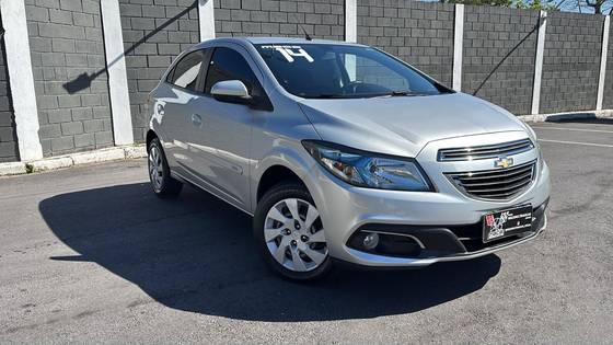 CHEVROLET ONIX 1.4 MPFI LT 8V FLEX 4P AUTOMÁTICO