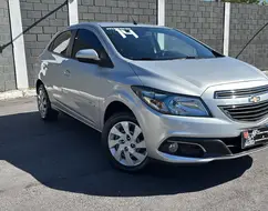 CHEVROLET ONIX 1.4 MPFI LT 8V FLEX 4P AUTOMÁTICO CHEVROLET ONIX 1.4 MPFI LT 8V FLEX 4P AUTOMÁTICO