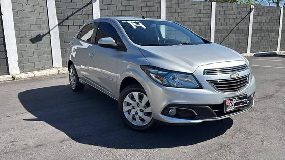 CHEVROLET ONIX 1.4 MPFI LT 8V FLEX 4P AUTOMÁTICO