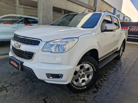 CHEVROLET S10 2.8 LTZ 4X2 CD 16V TURBO DIESEL 4P AUTOMÁTICO CHEVROLET S10 2.8 LTZ 4X2 CD 16V TURBO DIESEL 4P AUTOMÁTICO