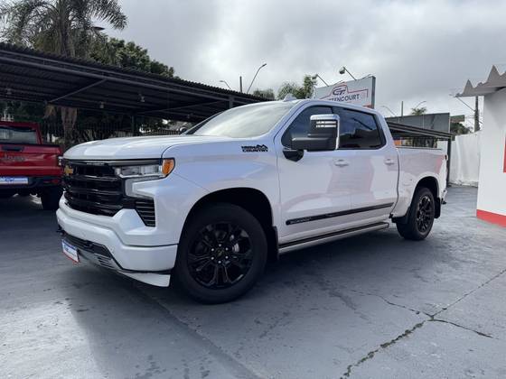 CHEVROLET SILVERADO 5.3 V8 GASOLINA 1500 HIGH COUNTRY 4X4 AUTOMÁTICO